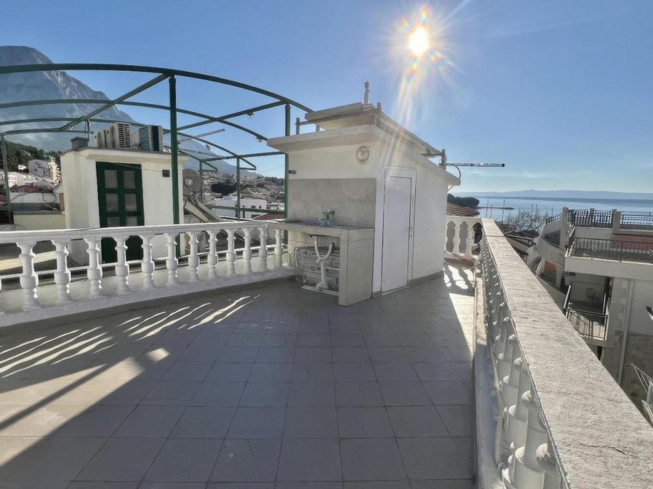Baška VodaLiyaアパートメント エクステリア 写真